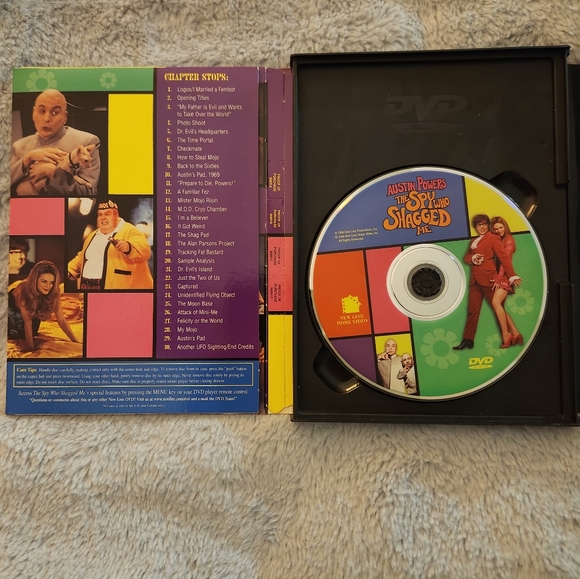 2 dvds of Austin Powers - Picture 4 of 7